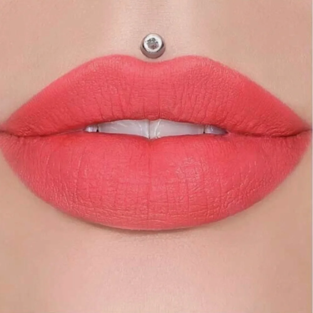 Jeffree Star Lipstick -Velvet Trap- PRICK